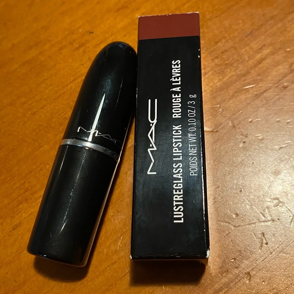 MAC Lustreglass Lipstick Can’t Dull My Shine